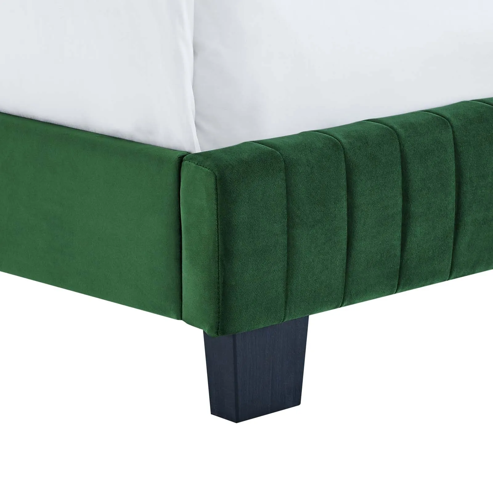 Celine Channel Tufted Performance Velvet Queen Bed Emerald MOD-6330-EME