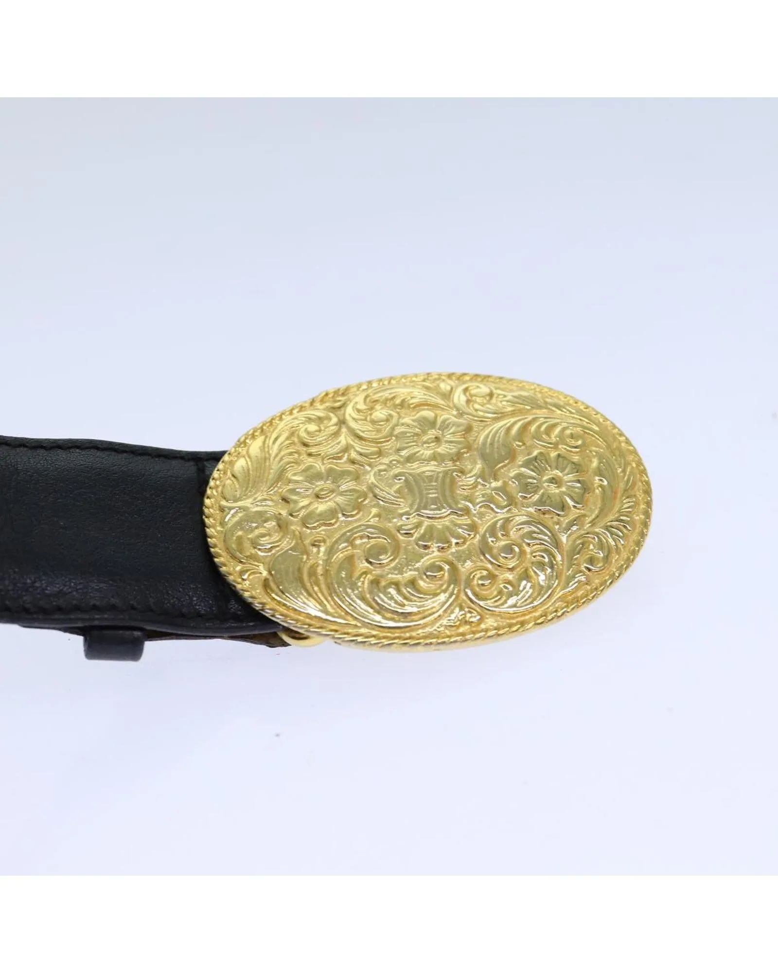 Luxury Leather Belt with Minimalist Design