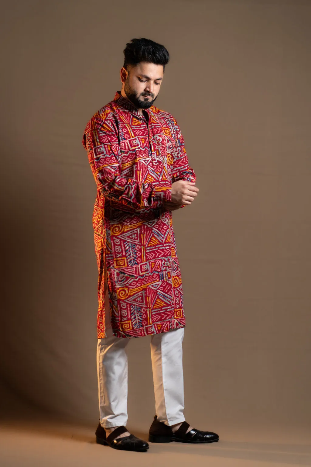 RED PATTERNS PRINTED KURTA PAJAMA